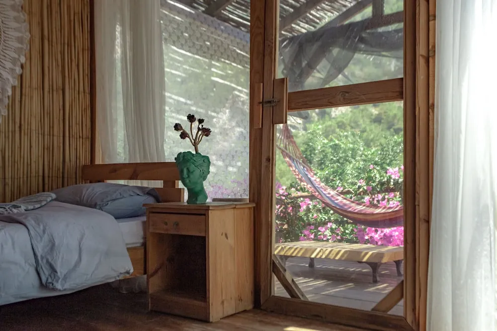 Bungalov (Multiple Beds for 3 guests, BLUES)