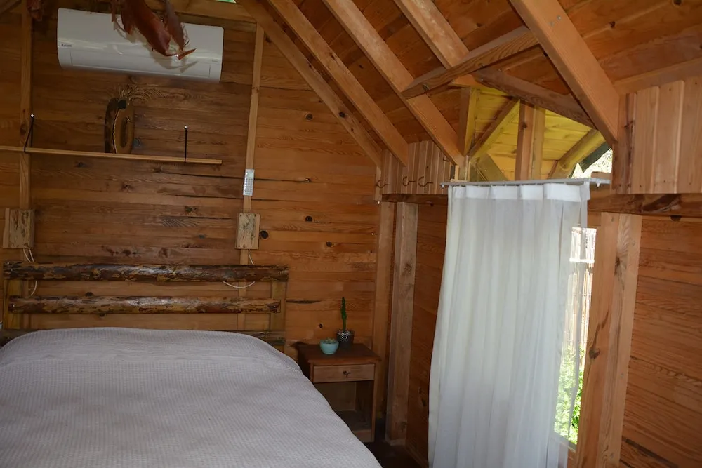 Bungalov (1 Queen Bed, Sea View, TANGO)