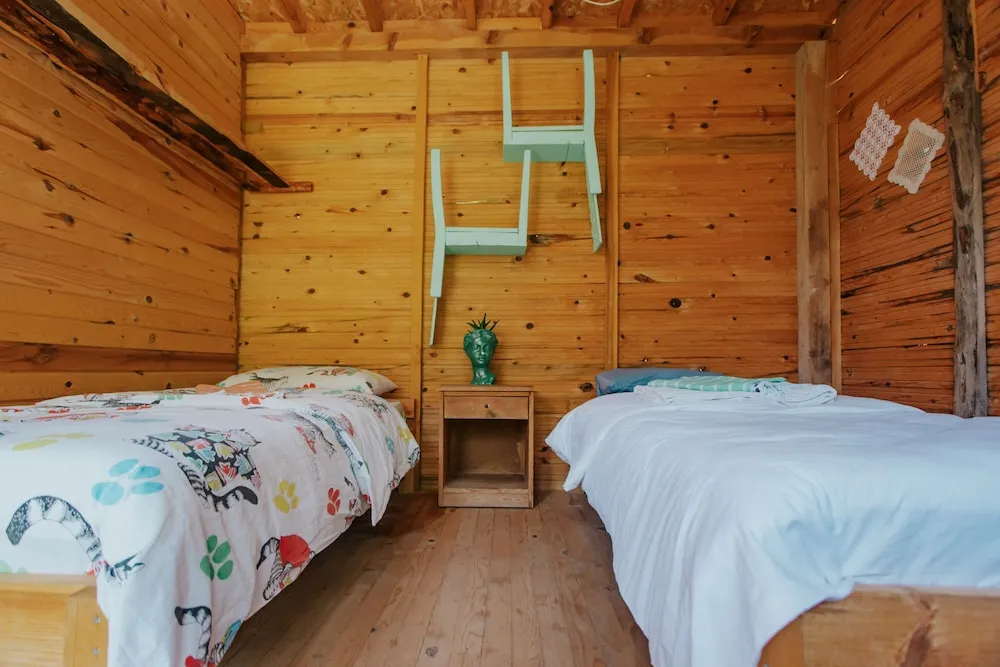 Bungalov (2 Twin Beds, Sea View, HIP HOP)