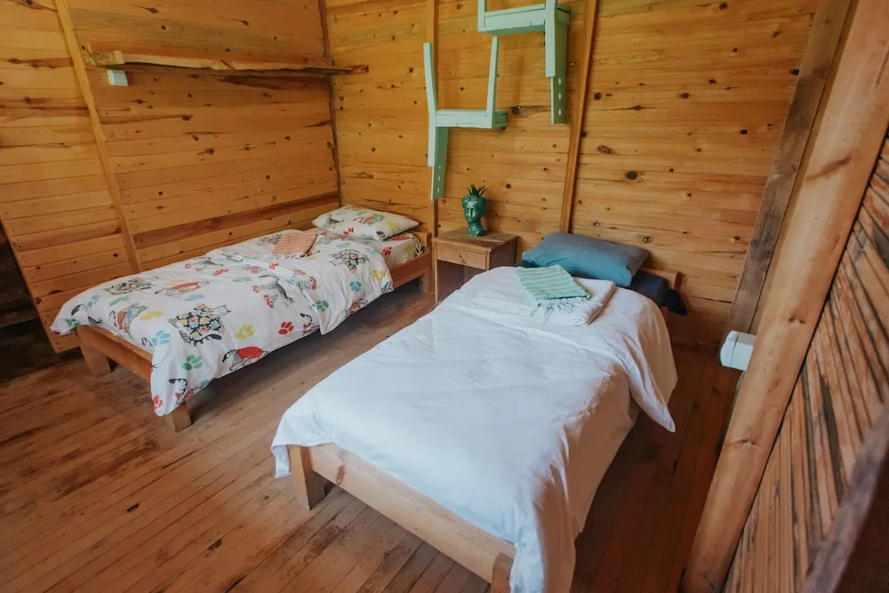 Bungalov (2 Twin Beds, Sea View, HIP HOP)