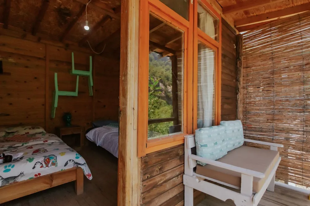 Bungalov (2 Twin Beds, Sea View, HIP HOP)