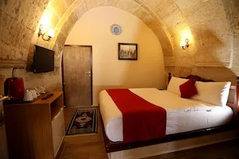 Orion Cave Hotel
