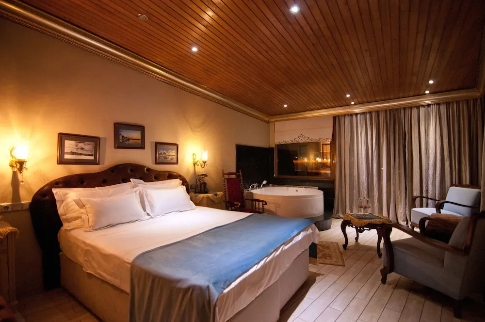 Çatı Katı Süiti (Penthouse)