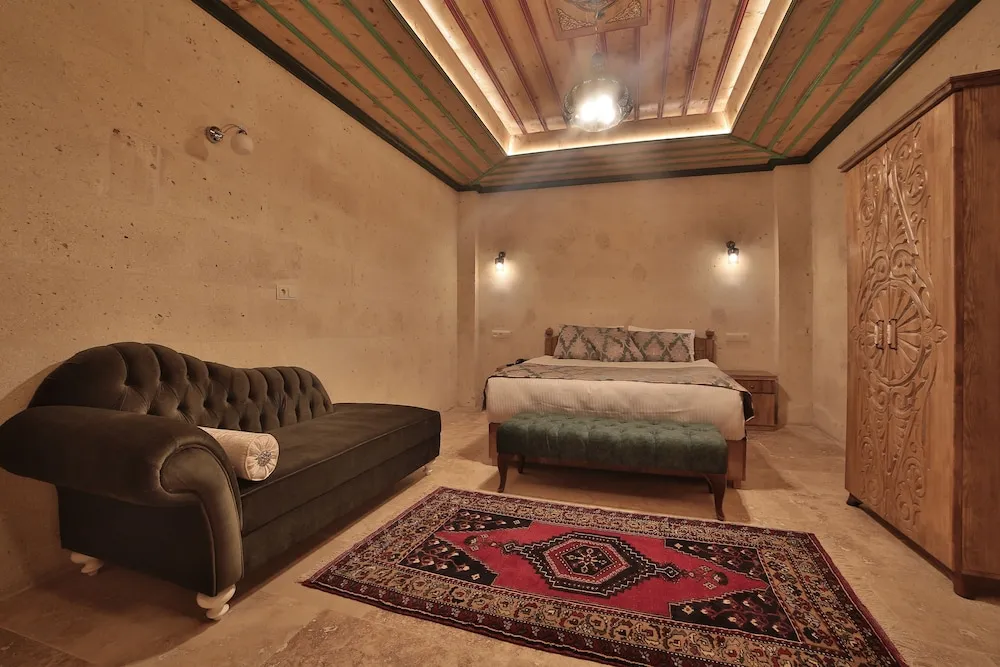 Junior Süit, Sıcak Su Küveti