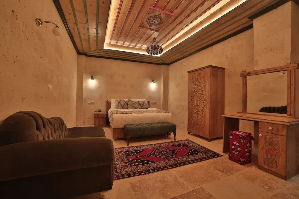 Junior Süit, Sıcak Su Küveti