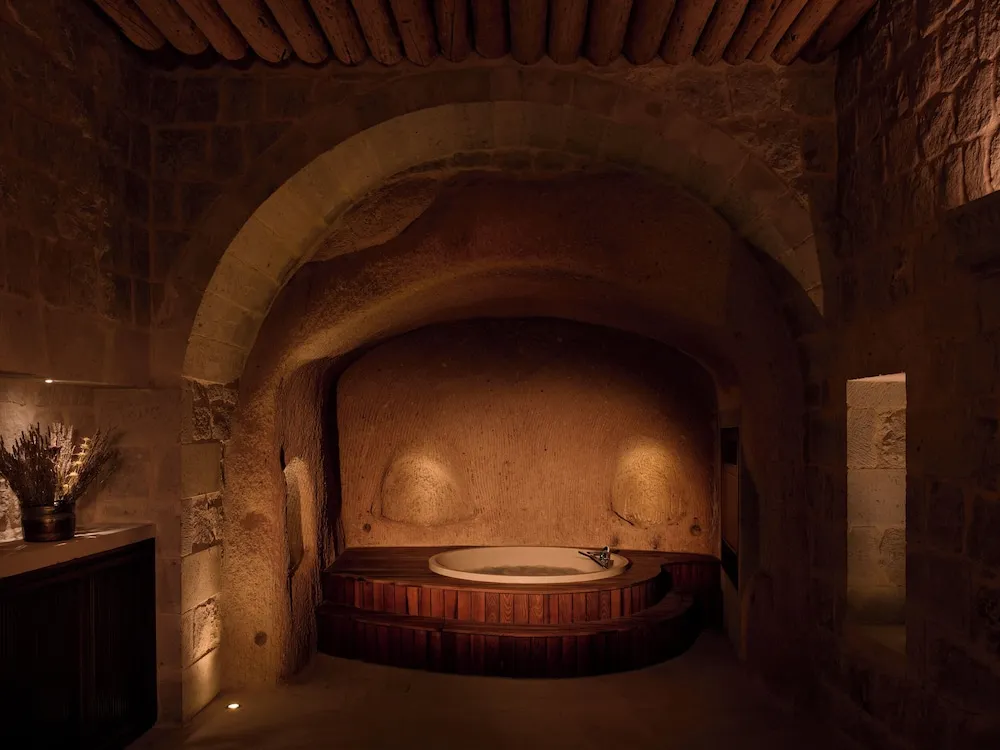 Jacuzzi Suite