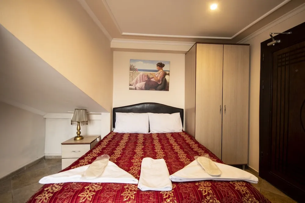 Superior Tek Büyük Yataklı Oda