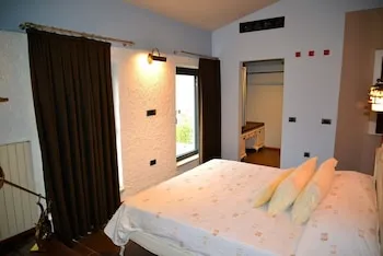 Alaçatı Suites