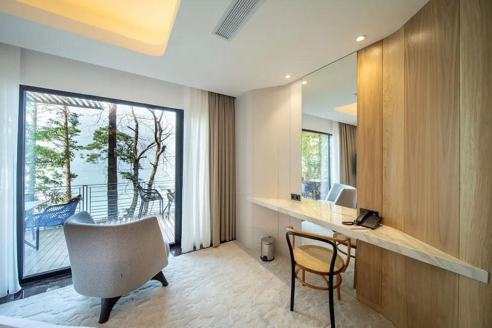 Deluxe Süit, Birden Çok Yatak, Sigara İçilmez, Deniz Manzaralı