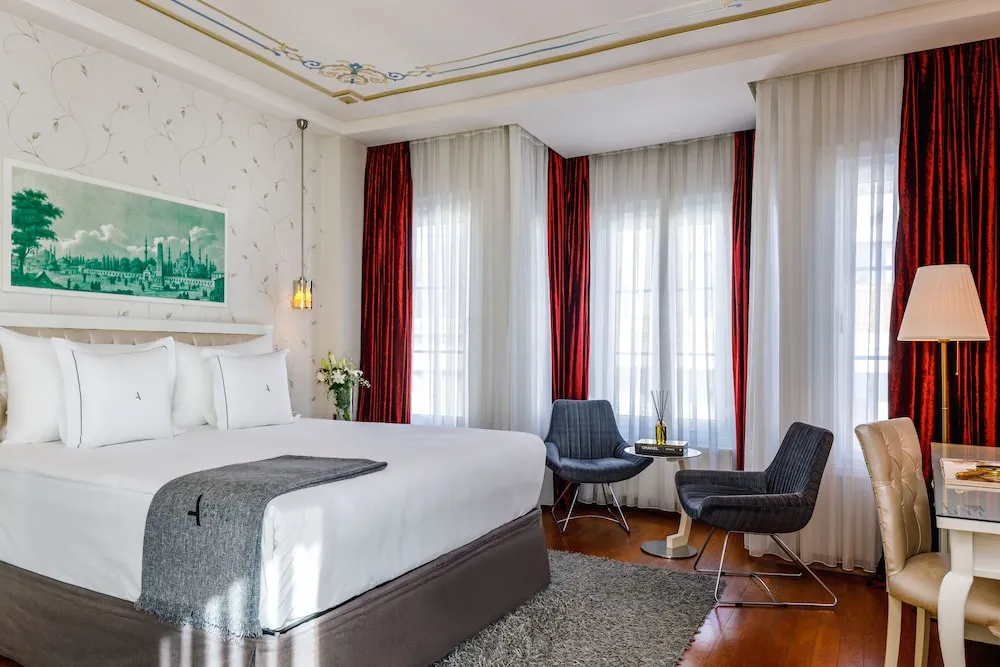 Deluxe Tek Büyük Yataklı Oda, 1 Büyük (Queen) Boy Yatak ve Çekyat
