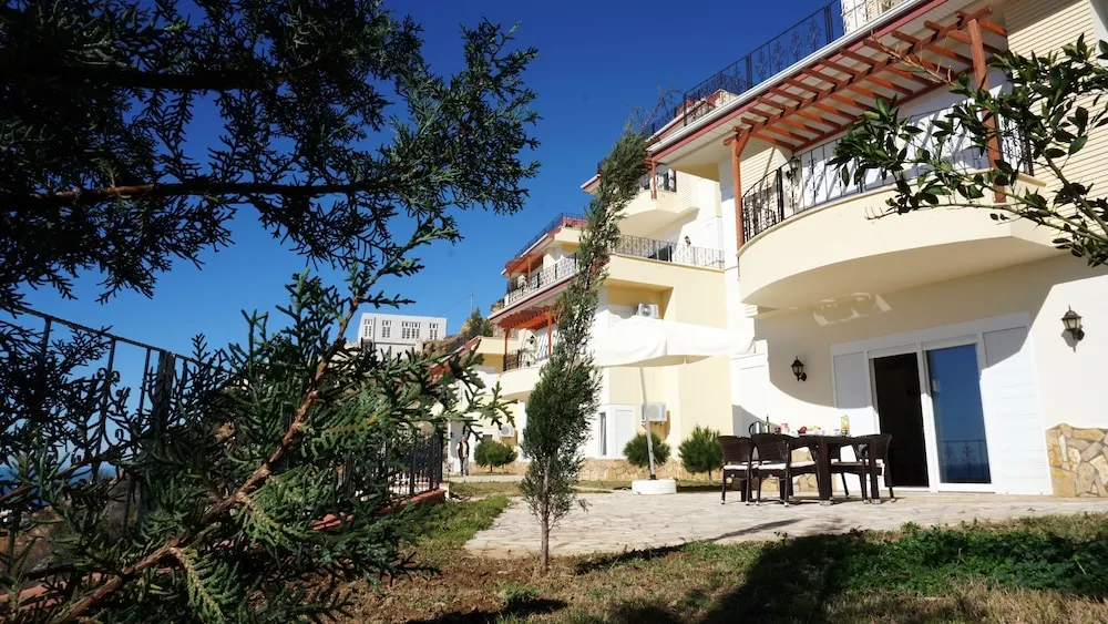 Villa, 2 Yatak Odası, Deniz Manzaralı, Bahçeli