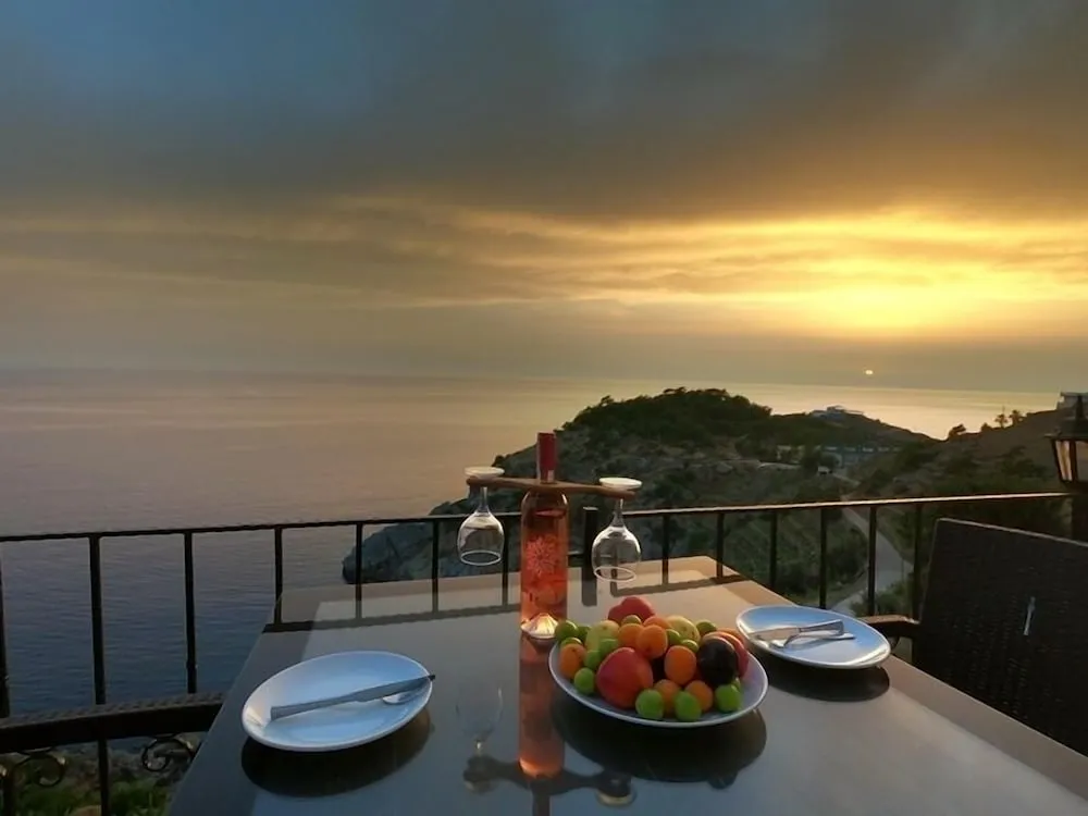 Romantic Tek Büyük Yataklı Oda