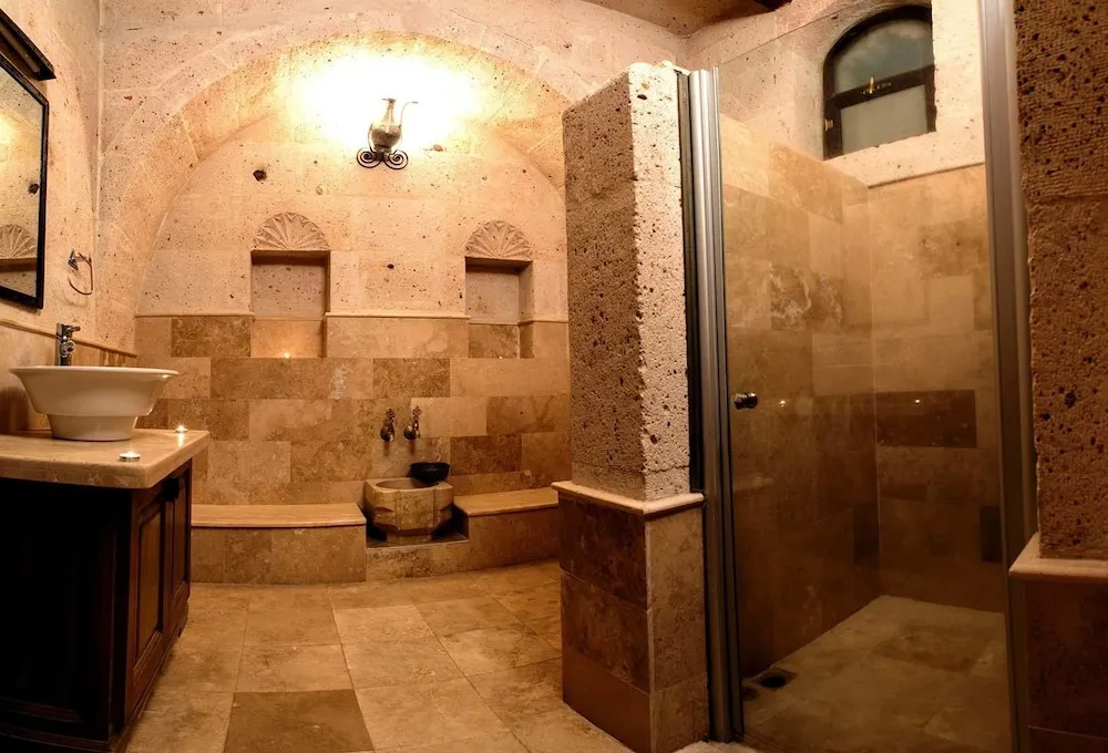 Honeymoon Süit, Nehir Manzaralı