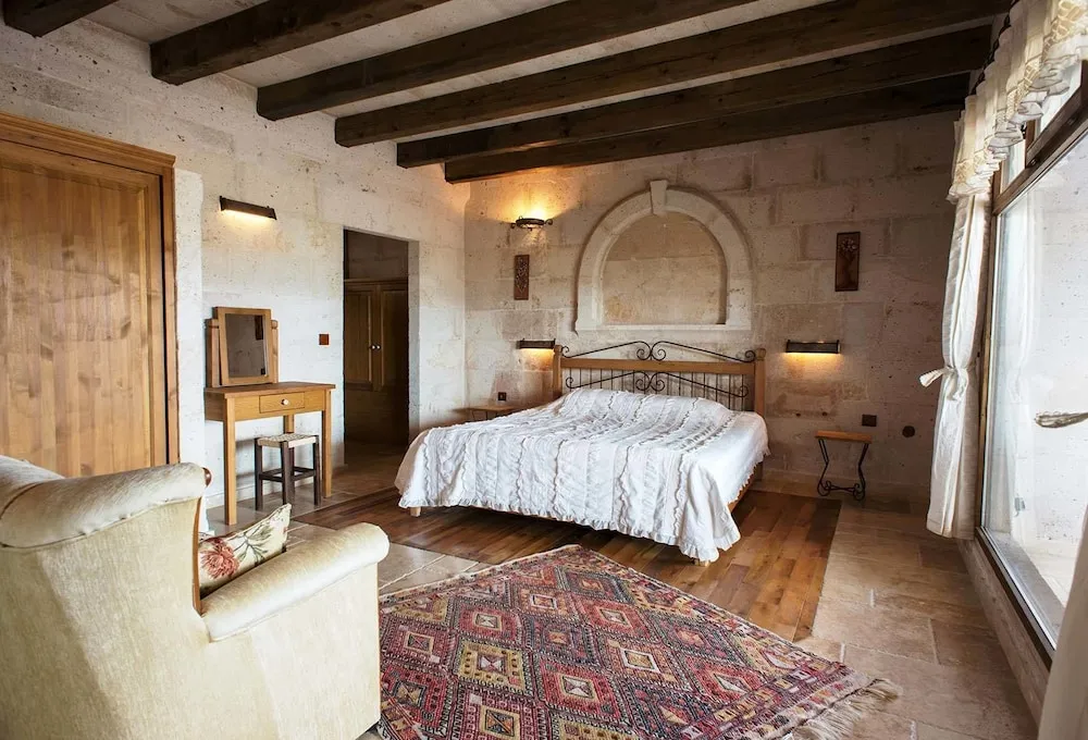 Honeymoon Süit, Nehir Manzaralı