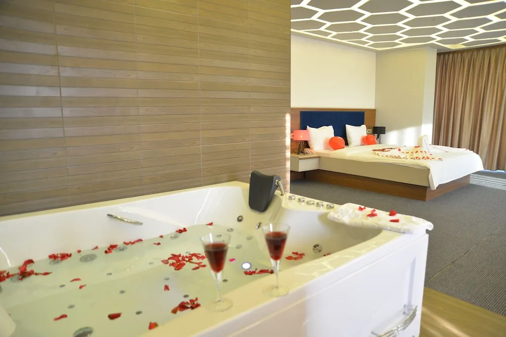 Luxury Çatı Katı Süiti (Penthouse)