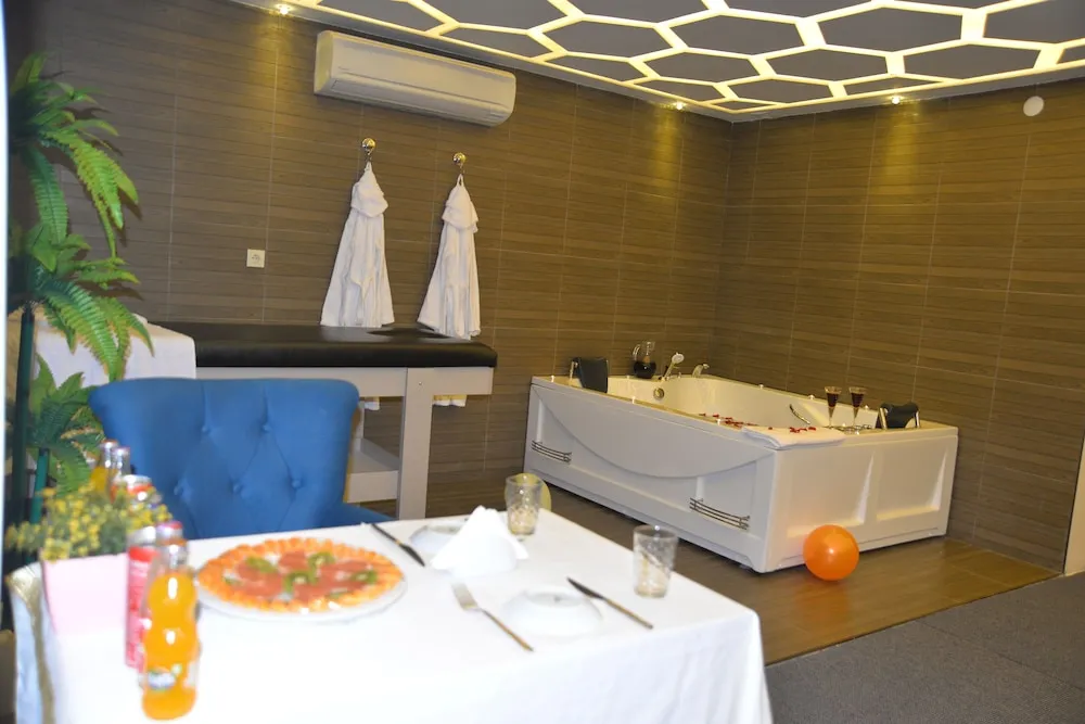 Luxury Çatı Katı Süiti (Penthouse)