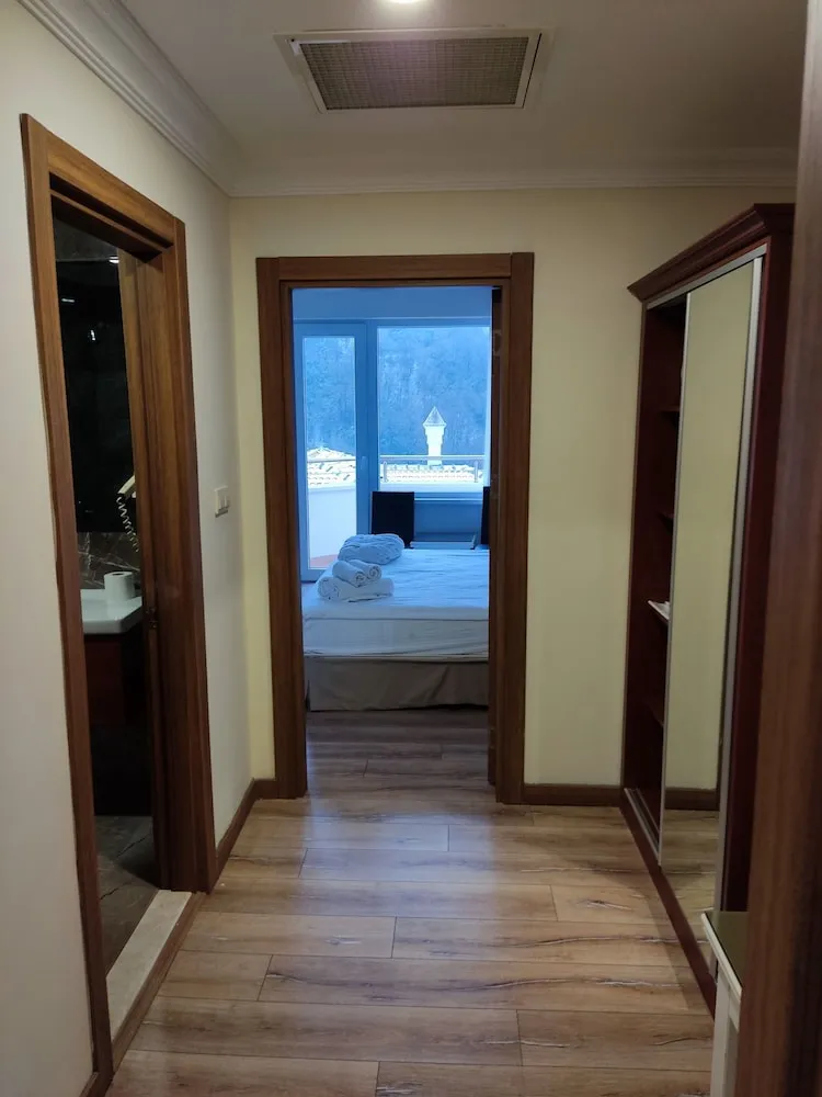 Deluxe Üç Kişilik Oda, Balkon, Dağ Manzaralı