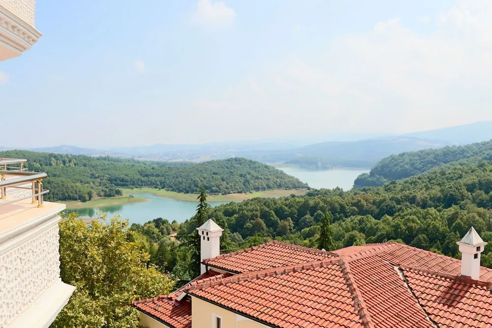 Deluxe Üç Kişilik Oda, Balkon, Dağ Manzaralı