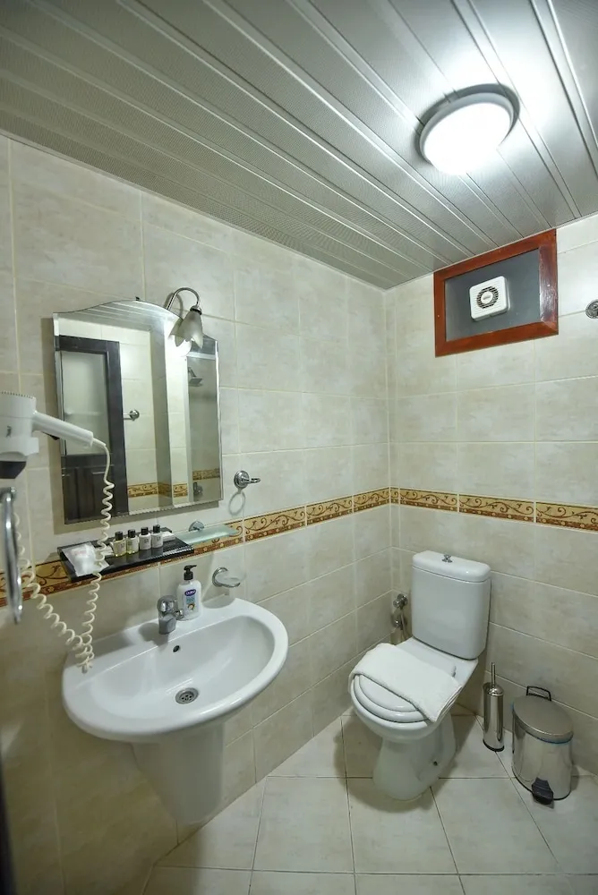 Standard Üç Kişilik Oda