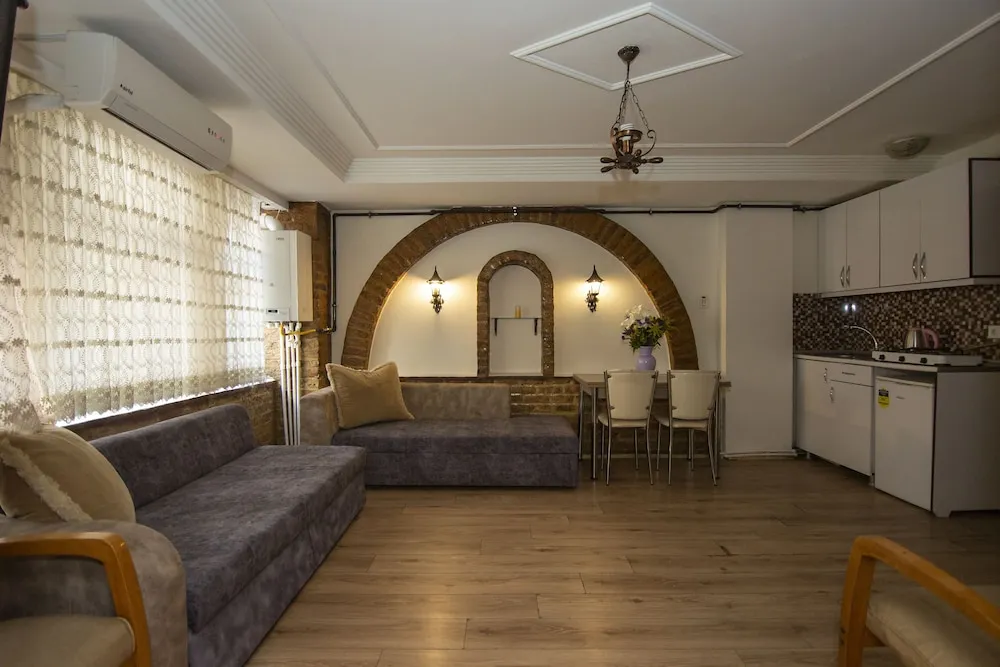 Standard Üç Kişilik Oda, Şehir Manzaralı