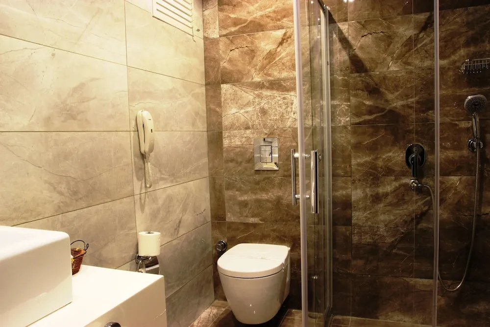 Deluxe Üç Kişilik Oda