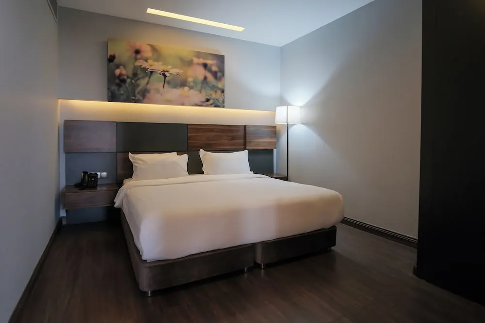 Premium Suite with Garden and Terrace