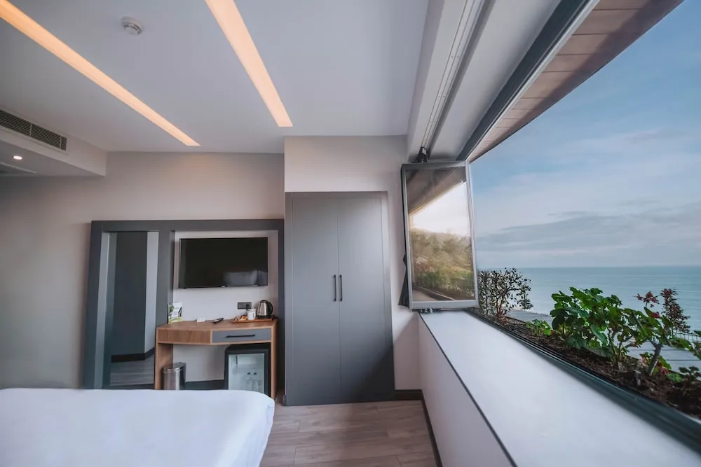 Superior Double Room with Sea View
