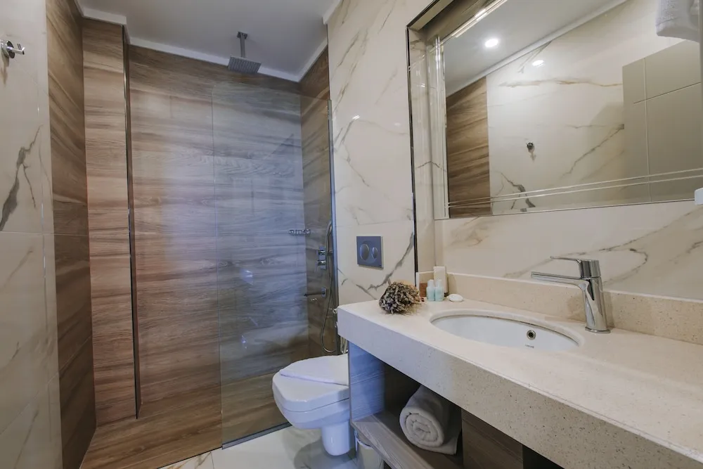 Elite Suite with Balcony and Sea View