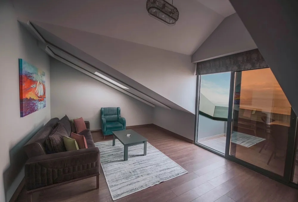 Elite Suite with Balcony and Sea View