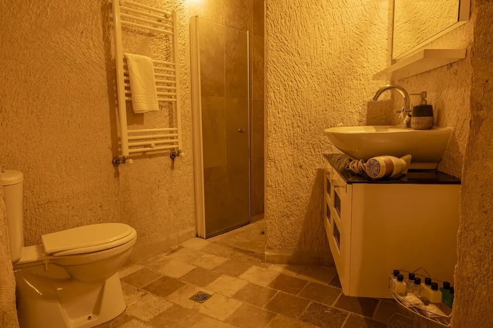 Elite Oda, Özel Banyo, Avlu Manzaralı