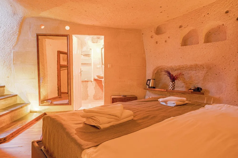 Superior Oda, Sigara İçilmez, Penceresiz