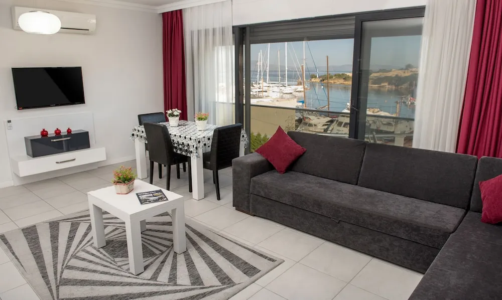 Apart Daire, Deniz Manzaralı