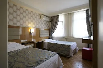 Hotel Ozbek