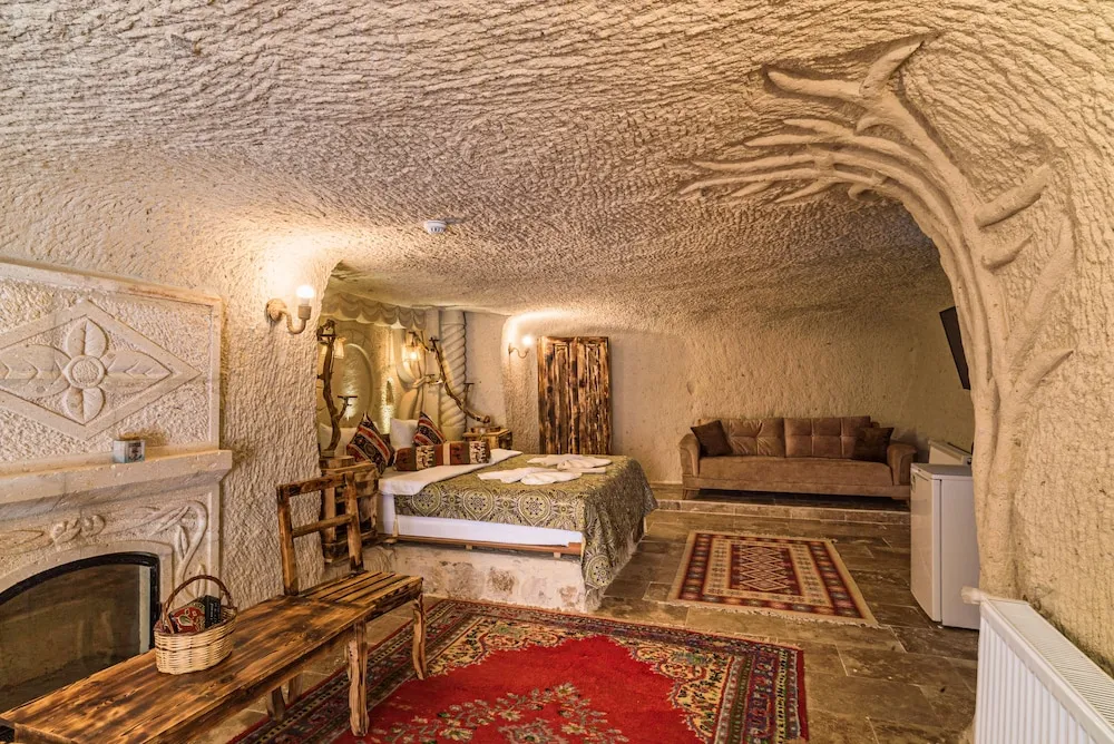 Villa Ennar Cave