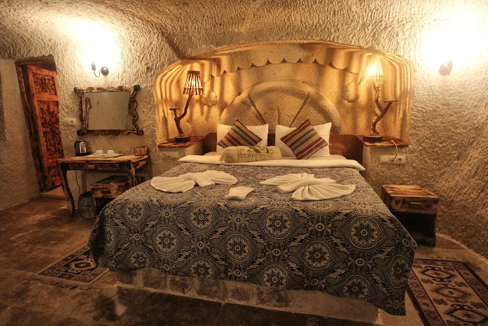 Villa Ennar Cave