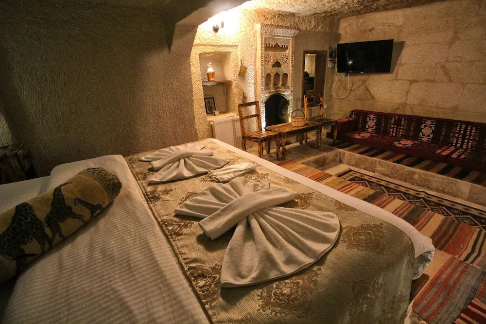 Villa Ennar Cave