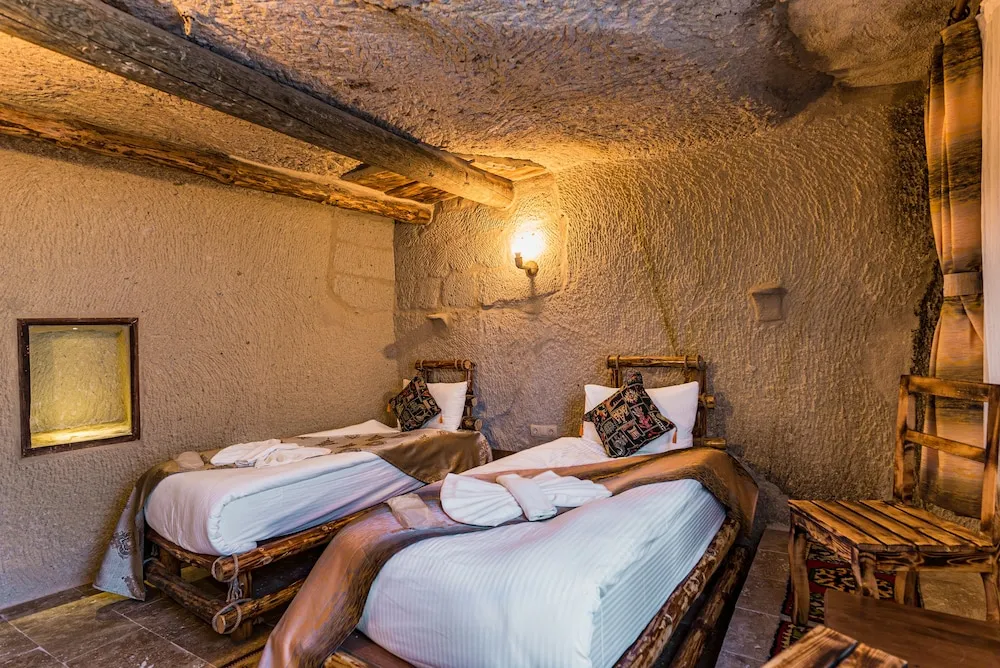 Villa Ennar Cave