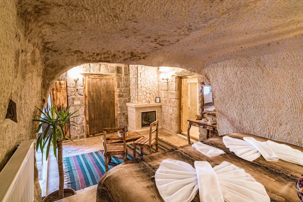 Villa Ennar Cave