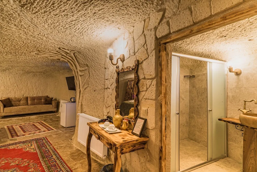 Villa Ennar Cave
