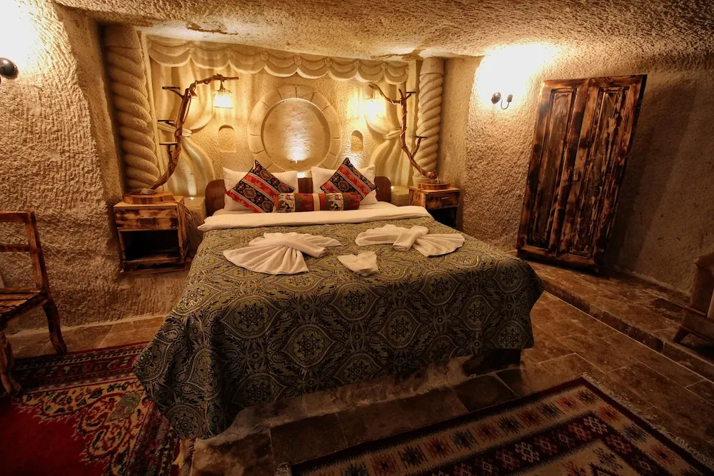 Villa Ennar Cave
