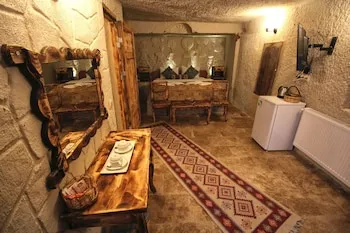 Cappadocia Ennar Cave ve Isıtmalı Yüzme Havuzu ve Spa