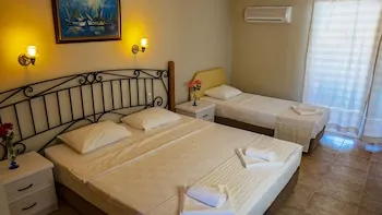 Alados Otel