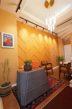 CLK Suites Hotel