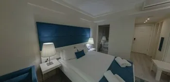 Lion City Hotel