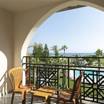 Euphoria Barbaross Beach Resort