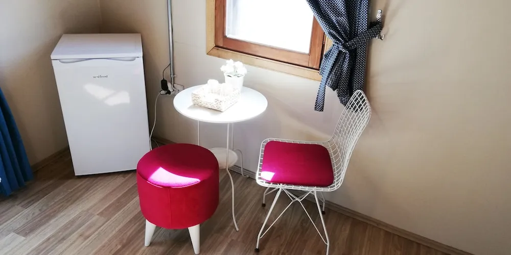 Stüdyo, 1 Büyük (Queen) Boy Yatak