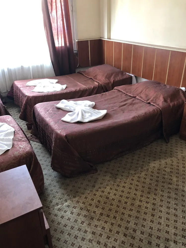 Economy Dört Kişilik Oda, Şehir Manzaralı