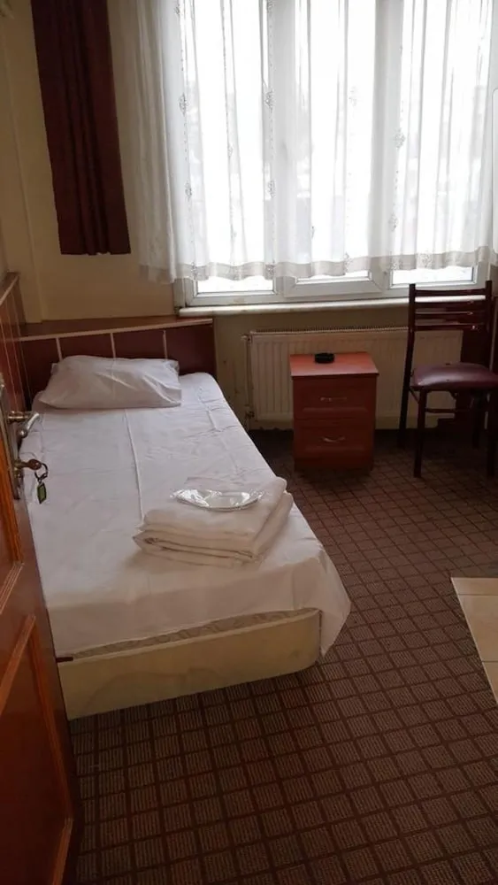 Economy Oda, Şehir Manzaralı