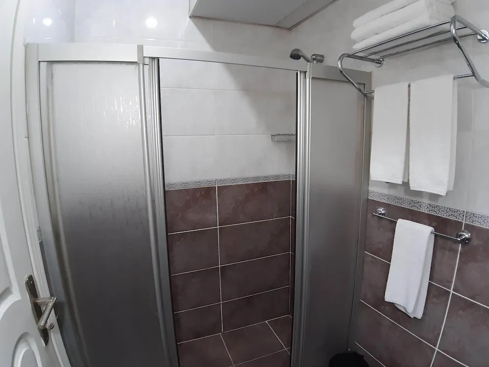 Standard Dört Kişilik Oda