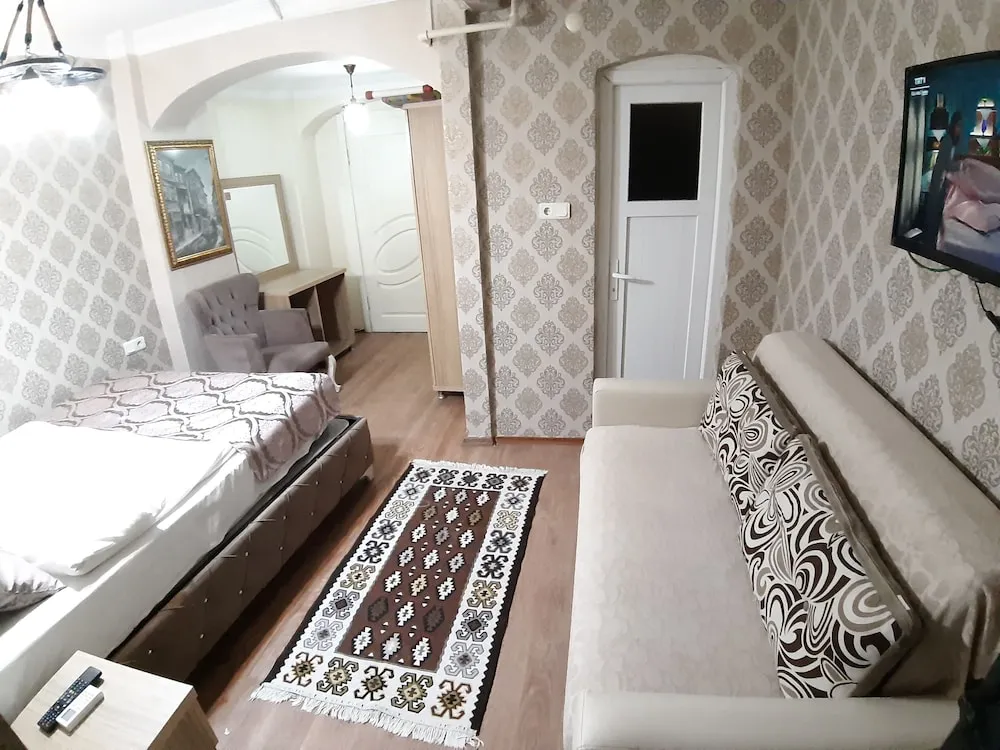 Family Triple Room, Basemant Floor